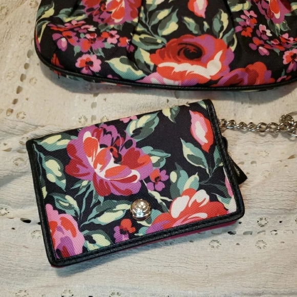 Lily Bloom Romantic Rose Blossom Crossbody And Matching Wallet Floral - Picture 3 of 9